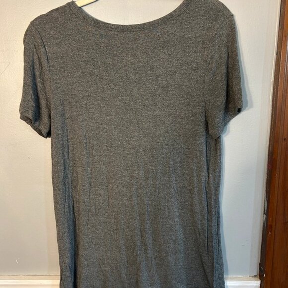 Grey V-neck Shirt - Picture 2 of 3
